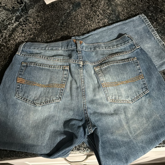 Men’s Ariat Jeans - Picture 2 of 8